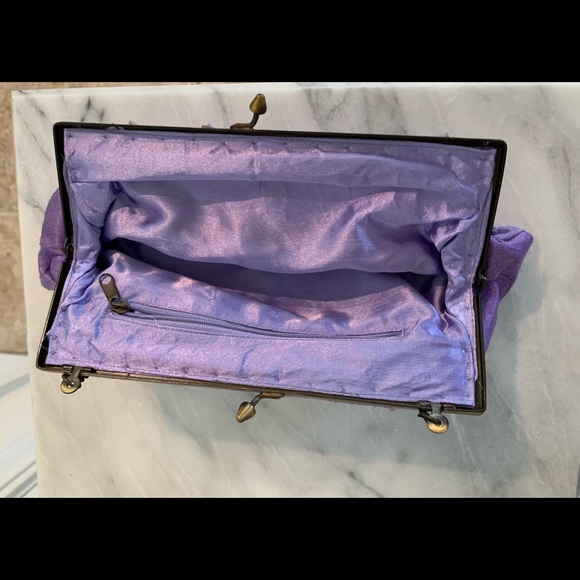 NWOT Light Purple Clutch purse - Picture 2 of 2